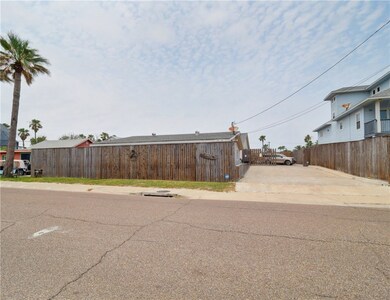 419 E Cotter Ave, Port Aransas, TX 78373 - photo 3
