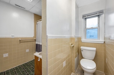 4 Dalton Place unit 1, Lowell, MA 01850 - photo 6