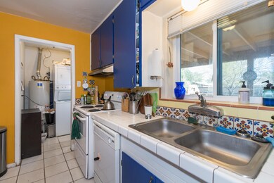 2332 E 18th St, Tucson, AZ 85719 - photo 6