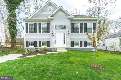 810 Elfin Ave, Capitol Heights, MD 20743 - photo 2