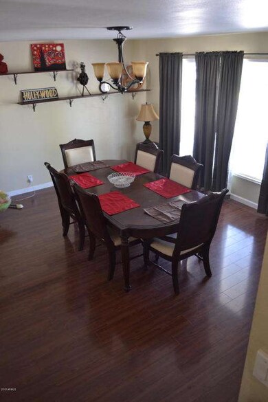 07-dining2