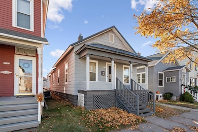 1309 15th St, Menominee, MI 49858 - photo 3