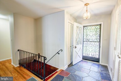 12736 Middlevale Ln, Silver Spring, MD 20906 - photo 3