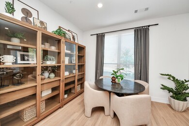 15635 Memorial Dr unit 140, Houston, TX 77079 - photo 6