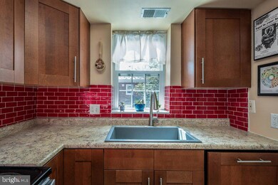 2920 S Buchanan St unit C2, Arlington, VA 22206 - photo 7
