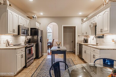 1682 Gores Landing, OIB-26
