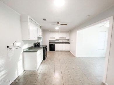 9705 Highway 613, Moss Point, MS 39562 - photo 7