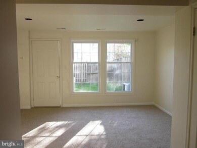 6544 Skylemar Trail, Centreville, VA 20121 - photo 6