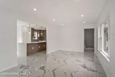 2641 Yellowstone Dr, Blakeslee, PA 18610 - photo 5