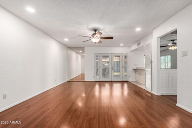 3416 W Phelps Rd, Phoenix, AZ 85053 - photo 7