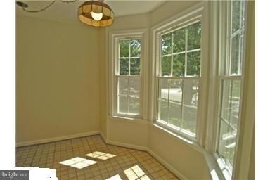 304D Locust St SE unit 16, Vienna, VA 22180 - photo 6