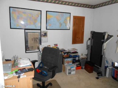 1816 New Lincoln Cir, Hopewell, VA 23860 - photo 7