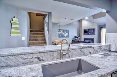 The kitchend is open to the dining and living room
