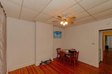516 Hamilton St, Albany, NY 12203 - photo 3