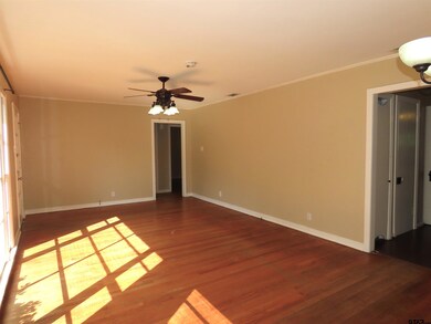 2421 2421 W Azalea, Tyler, TX 75701 - photo 5