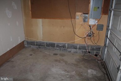 1713 Congress Dr, Blackwood, NJ 08012 - photo 6