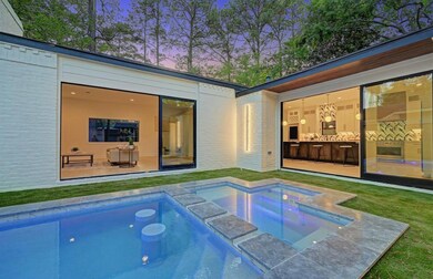 318 Tealwood Dr, Houston, TX 77024 - photo 2