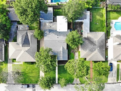 Over 2,000 SF on a large 7,200 offers you 4 bedroo