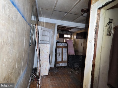 1504 N Spring St, Baltimore, MD 21213 - photo 5