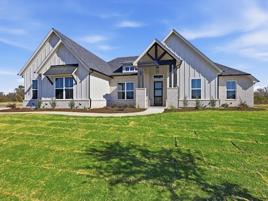 2000 Cypress Ct, Weatherford, TX 76085 - photo 2