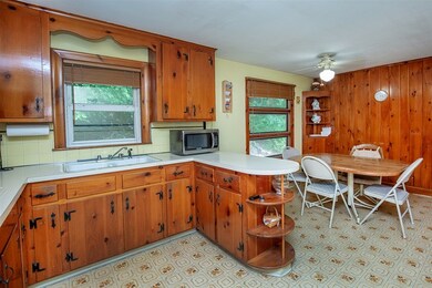 515 Winthrop St, Medford, MA 02155 - photo 3