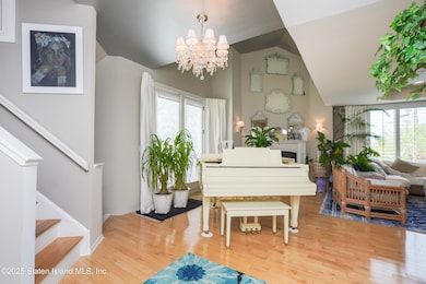 22 Harbour Ct unit 30, Staten Island, NY 10308 - photo 5