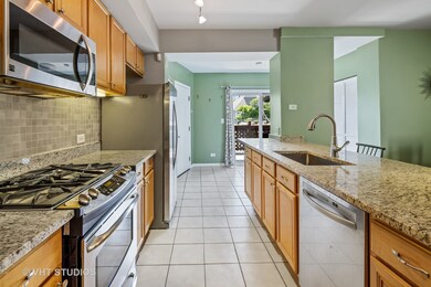 4915 N Hoyne Ave unit 2S, Chicago, IL 60625 - photo 7