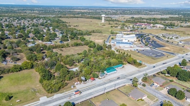 10010 N Garnett Rd, Owasso, OK 74055 - photo 4