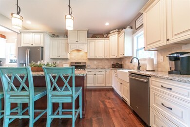 7045 Boardwalk Cir, Crown Point, IN 46307 - photo 4