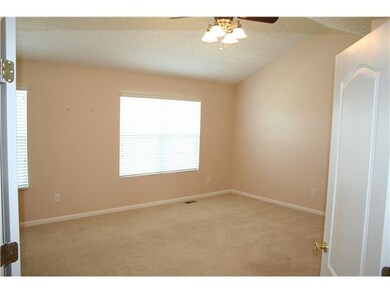 13538 Molique Blvd unit 603, Fishers, IN 46037 - photo 6