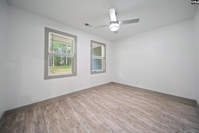 5065 Seymour Rd, Dalzell, SC 29040 - photo 7