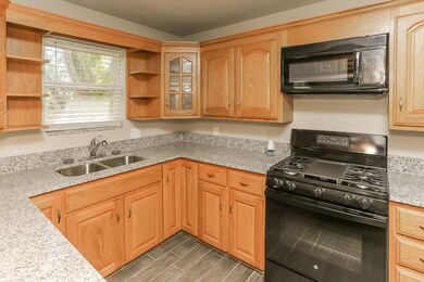 717 Ponderosa Dr, Hurst, TX 76053 - photo 6