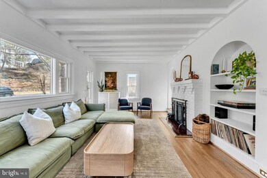 2300 Crest Rd, Baltimore, MD 21209 - photo 5