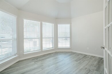 5000 Coral Creek Dr, Fort Worth, TX 76135 - photo 4