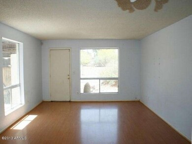 023-279244 - Great room