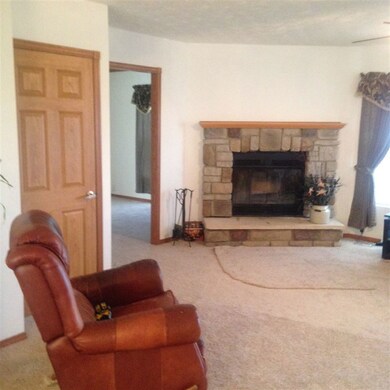 239 S 900 W, Angola, IN 46703 - photo 3