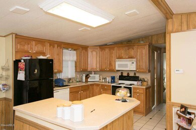 497 Marlin - Kitchen