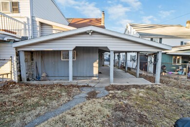 129 Center Ave, Jim Thorpe, PA 18229 - photo 4