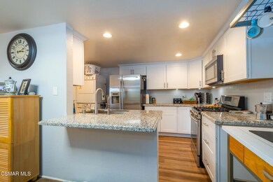 44442 15th St E unit 5, Lancaster, CA 93535 - photo 6