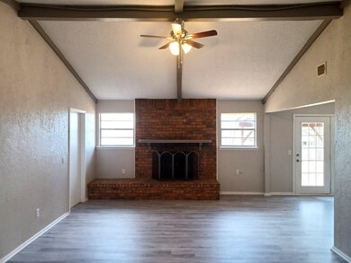 146 Ridgecrest Dr, Duncan, OK 73533 - photo 4