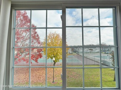 615 Correll Ave unit 164, Staten Island, NY 10309 - photo 6