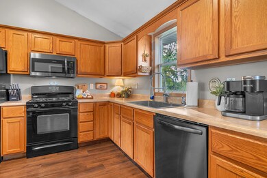 121 E Pine St, Wheatfield, IN 46392 - photo 7