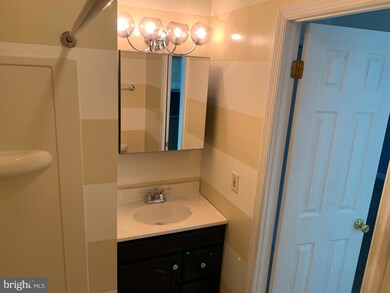 17420 Hughes Rd, Poolesville, MD 20837 - photo 6