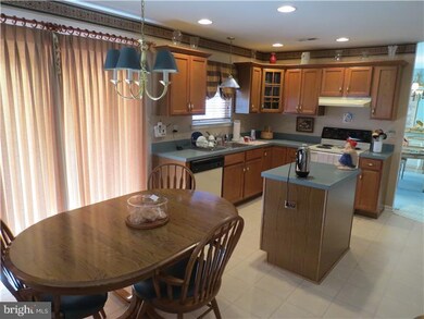 102 Talon Ln, Westville, NJ 08093 - photo 4