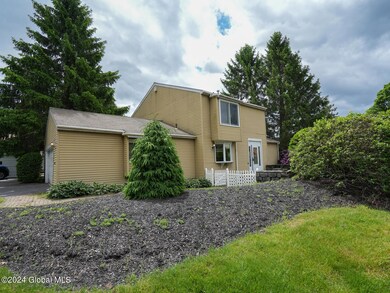 10 Loudonwood E, Albany, NY 12211 - photo 2