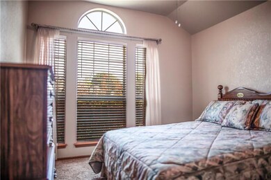 724 Night Hawk Dr, Norman, OK 73072 - photo 6