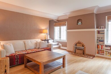 906 Edgewood Place, Ann Arbor, MI 48103 - photo 2