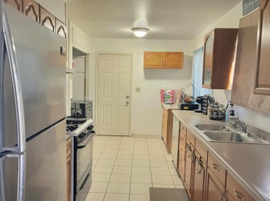 37910 10th St E, Palmdale, CA 93550 - photo 3