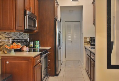10610 SW 158th Ct unit 305, Miami, FL 33196 - photo 7