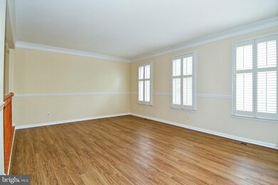 7705 Rockledge Ct, Springfield, VA 22152 - photo 5